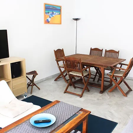 Flaubert Apartman *